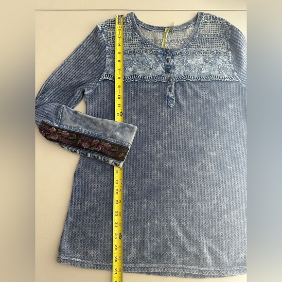 ARATTA SILENT JOURNEY Waffle Knit Lace Shoulder Boho Tunic Top Women’s Medium - Picture 10 of 11